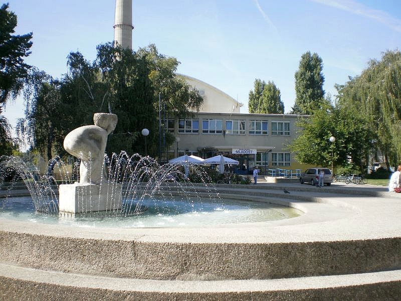 Winter Swimming Pool Mladost Swimming Pools h Zagreb Expat